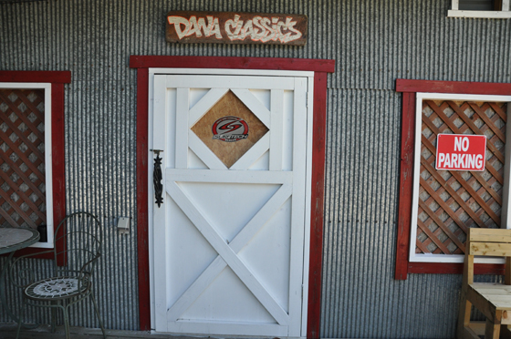 DANA-SURF OFFICE 1